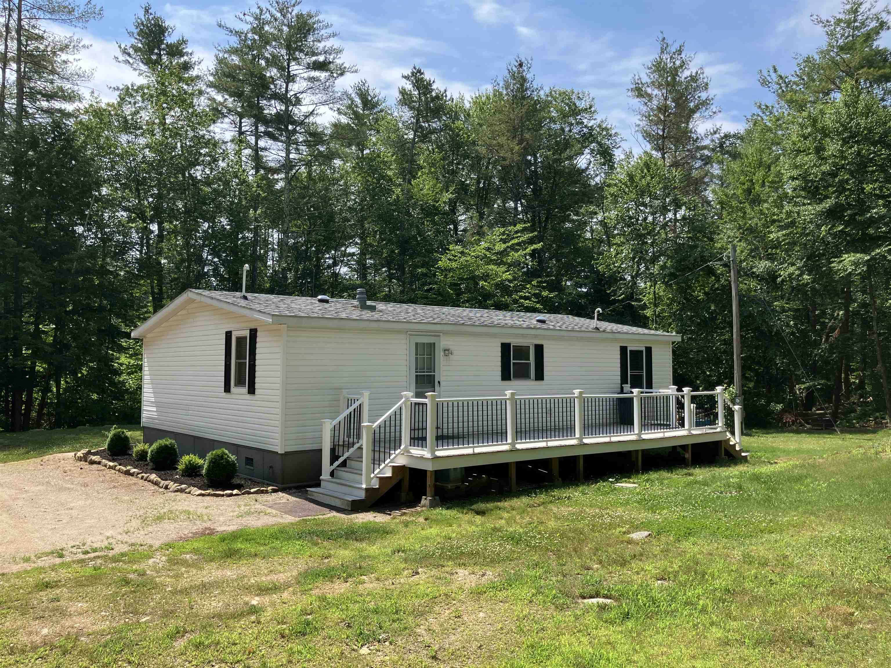 301 Washington Street Rochester, NH 03867 - Photo 11 of 16