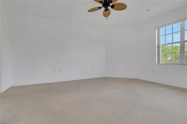 $515,000 | 4863 Hampshire Court, Unit 207, Naples, FL 34112