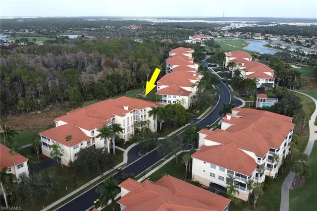 $515,000 | 4863 Hampshire Court, Unit 207, Naples, FL 34112