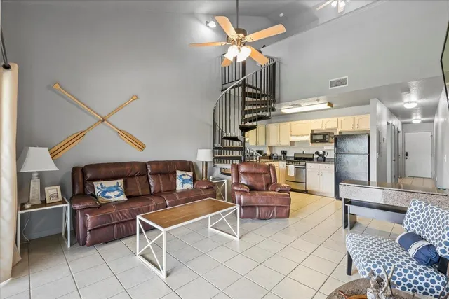 $180,000 | 15 1st Street West, Unit 307, Steinhatchee, FL 32359