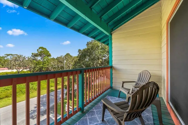 $180,000 | 15 1st Street West, Unit 307, Steinhatchee, FL 32359