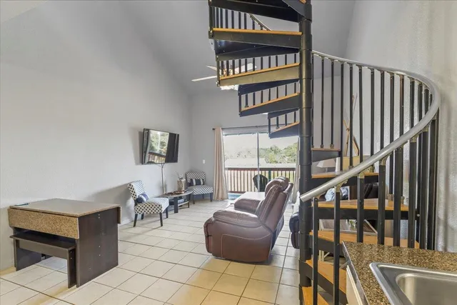 $180,000 | 15 1st Street West, Unit 307, Steinhatchee, FL 32359