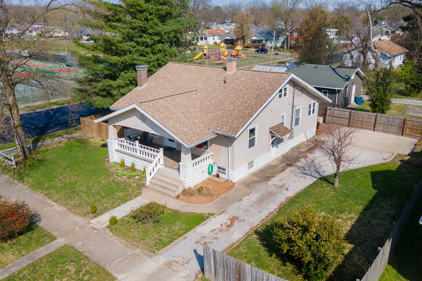 1940 Logan Street Murphysboro, IL 62966 - Photo 2 of 35