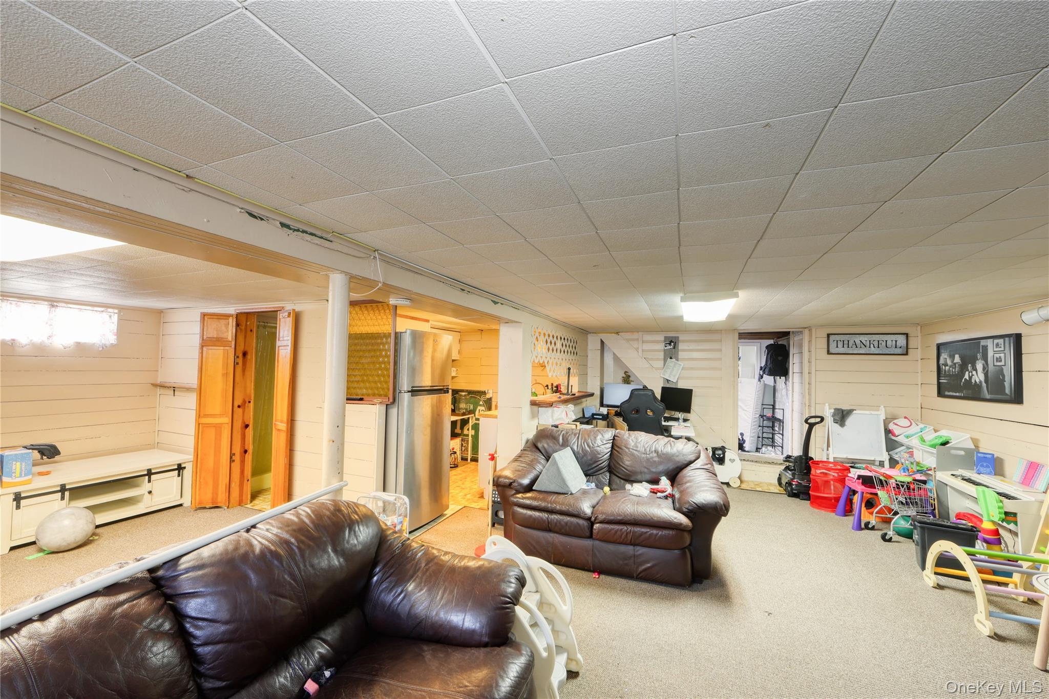 219 Pond Road Bohemia, NY 11716 - Photo 26 of 31