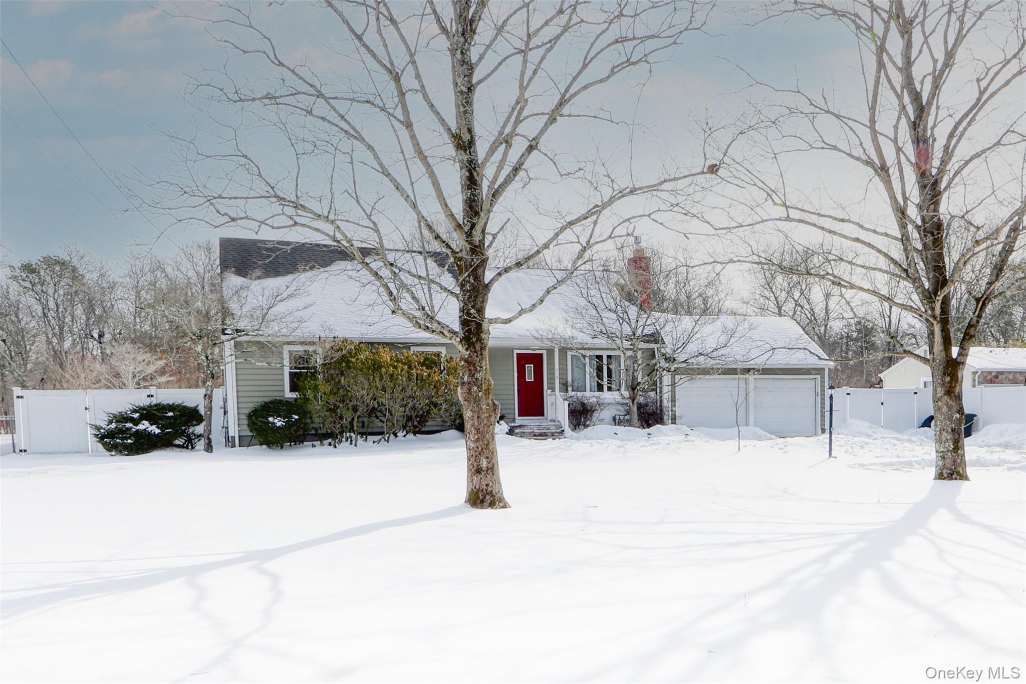 219 Pond Road Bohemia, NY 11716 - Photo 30 of 31