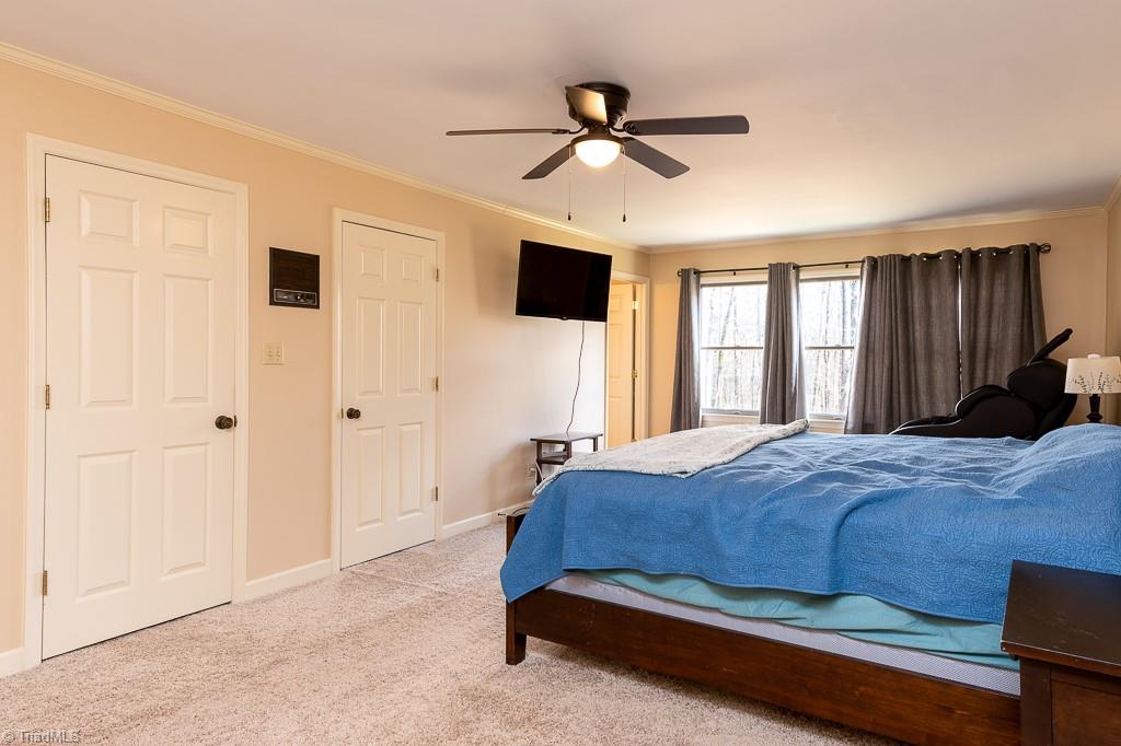 1916 North Clodfelter Road High Point, NC 27265 - Photo 14 of 32 Gallery Image 14
