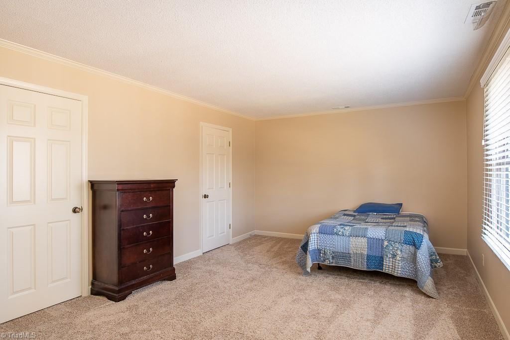 1916 North Clodfelter Road High Point, NC 27265 - Photo 20 of 32 Gallery Image 20