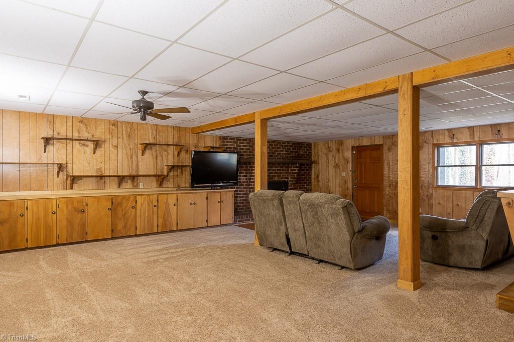 1916 North Clodfelter Road High Point, NC 27265 - Photo 29 of 32 Gallery Image 29
