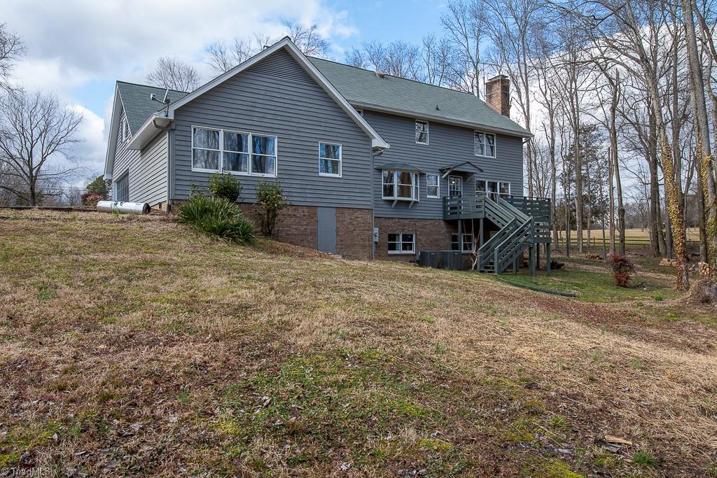 1916 North Clodfelter Road High Point, NC 27265 - Photo 30 of 32 Gallery Image 30