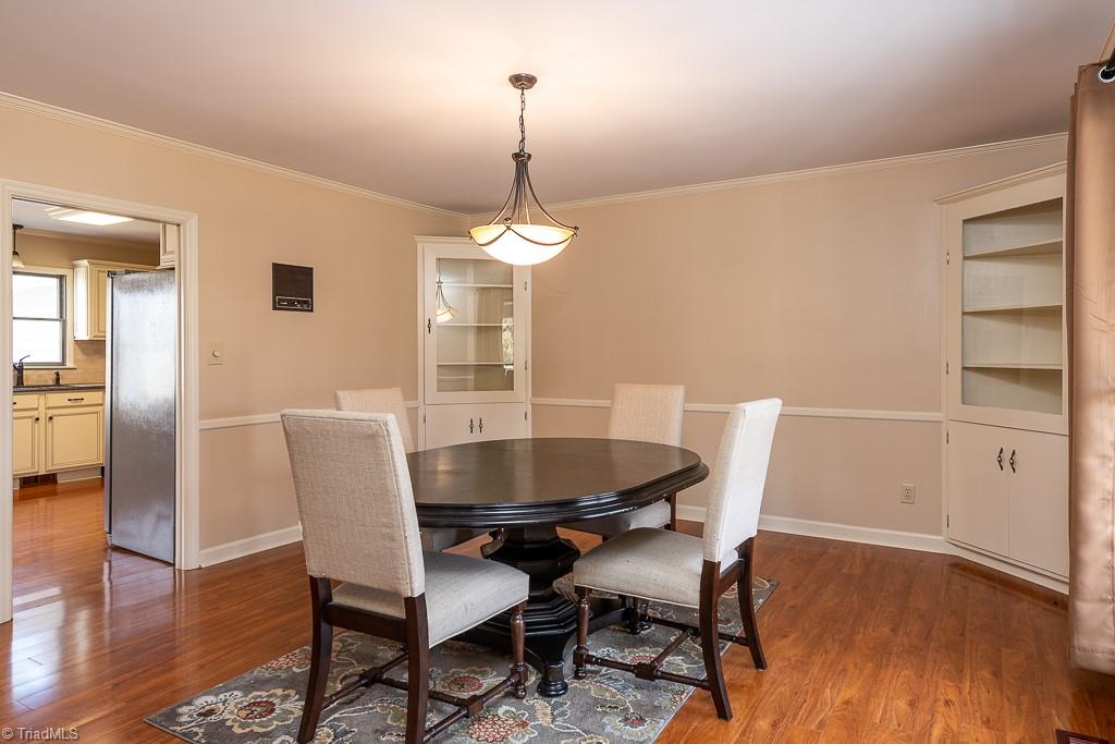 1916 North Clodfelter Road High Point, NC 27265 - Photo 6 of 32 Gallery Image 6