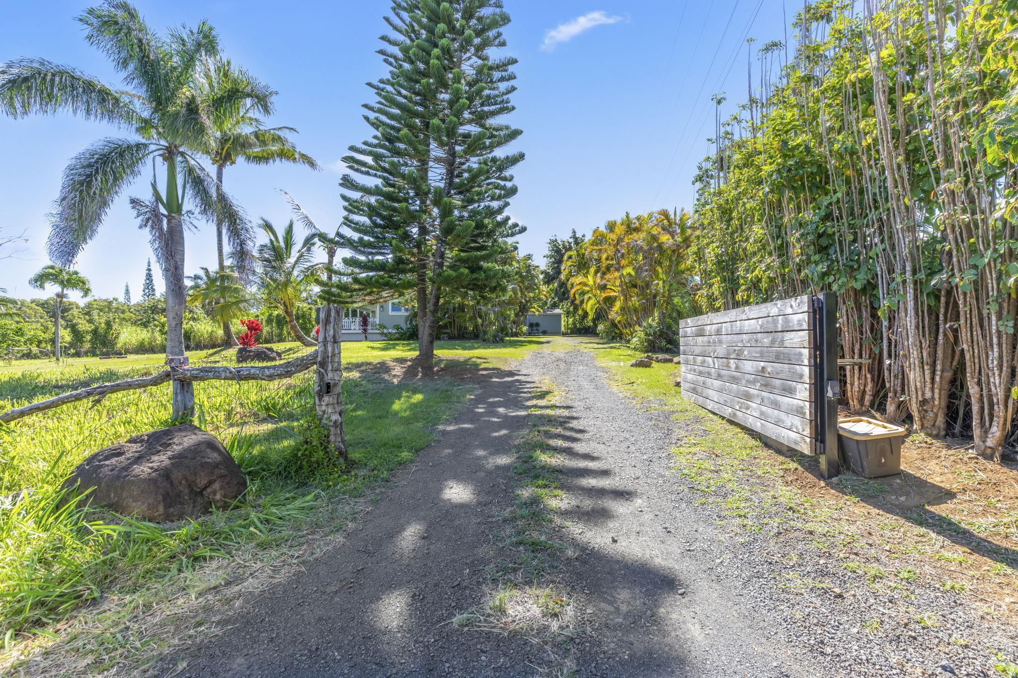 4965 Hana Highway, Unit B Haiku, HI 96708 - Photo 26 of 30