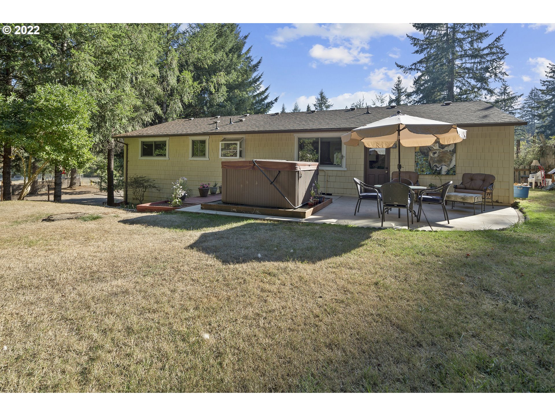 21915 South Green Mountain Road Colton, OR 97017 - Photo 29 of 32 a view of a house with backyard