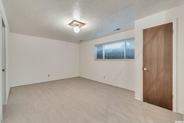 9816 Kramer Drive Sandy, UT 84092 - Photo 18 of 24