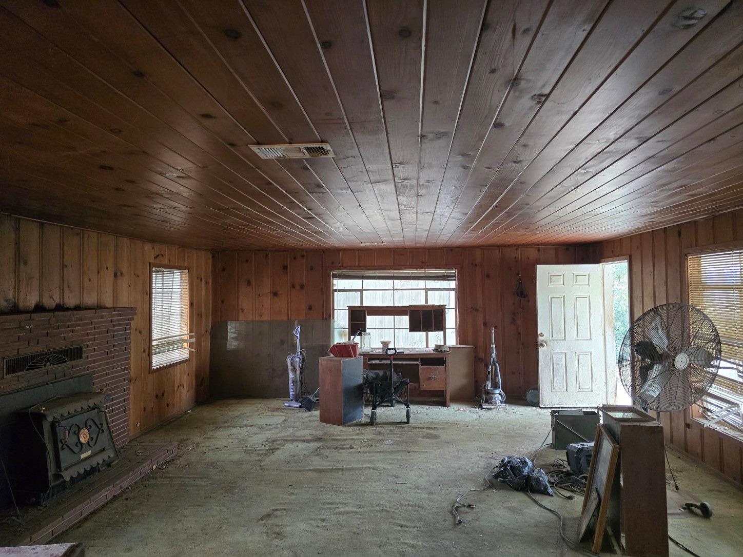 28826 Auberry Road Prather, CA 93651 - Photo 32 of 48 a view of a livingroom with furniture and a window