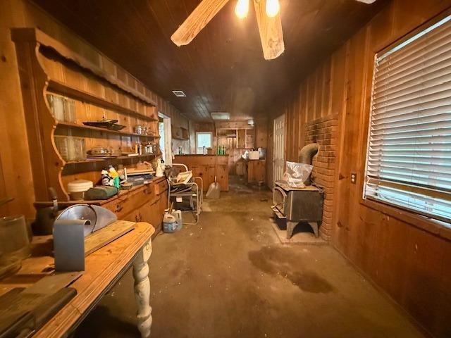 28826 Auberry Road Prather, CA 93651 - Photo 34 of 48 a view of a room with gym equipment