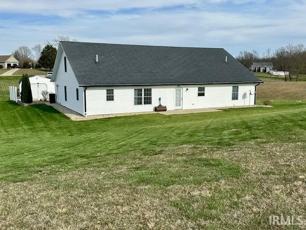 $479,900 | 140 Knotting Hill Drive, Springville, IN 47462