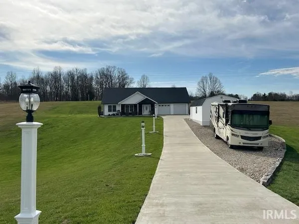 $479,900 | 140 Knotting Hill Drive, Springville, IN 47462