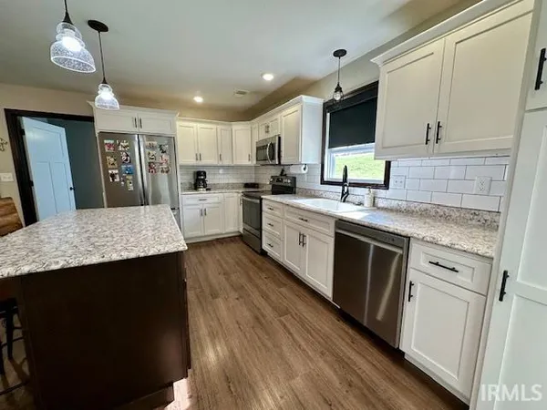 $479,900 | 140 Knotting Hill Drive, Springville, IN 47462