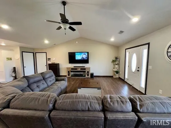 $479,900 | 140 Knotting Hill Drive, Springville, IN 47462