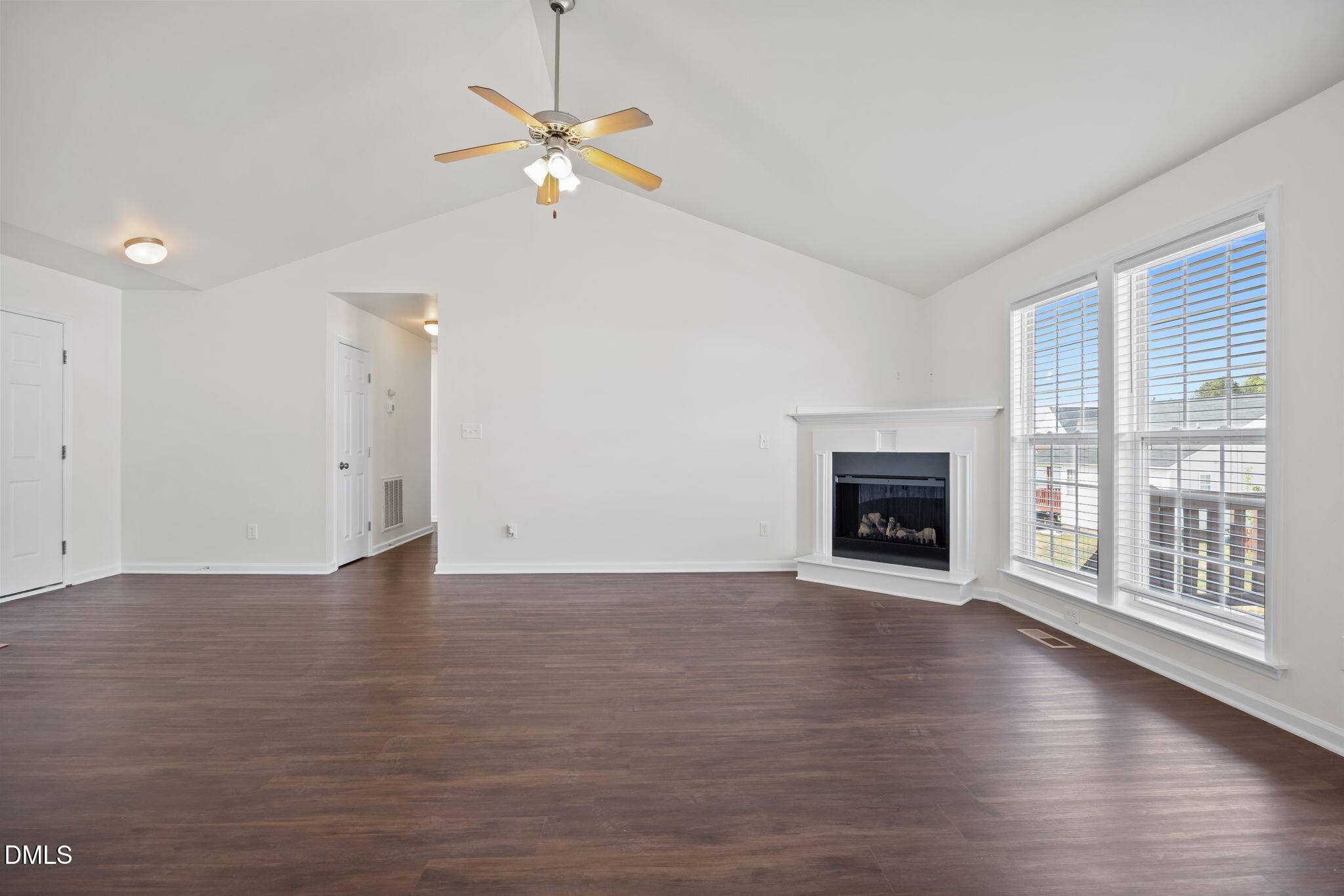 7121 Missionary Ridge Drive Raleigh, NC 27610 - Photo 7 of 39 19-web-or-mls-IMG_2125