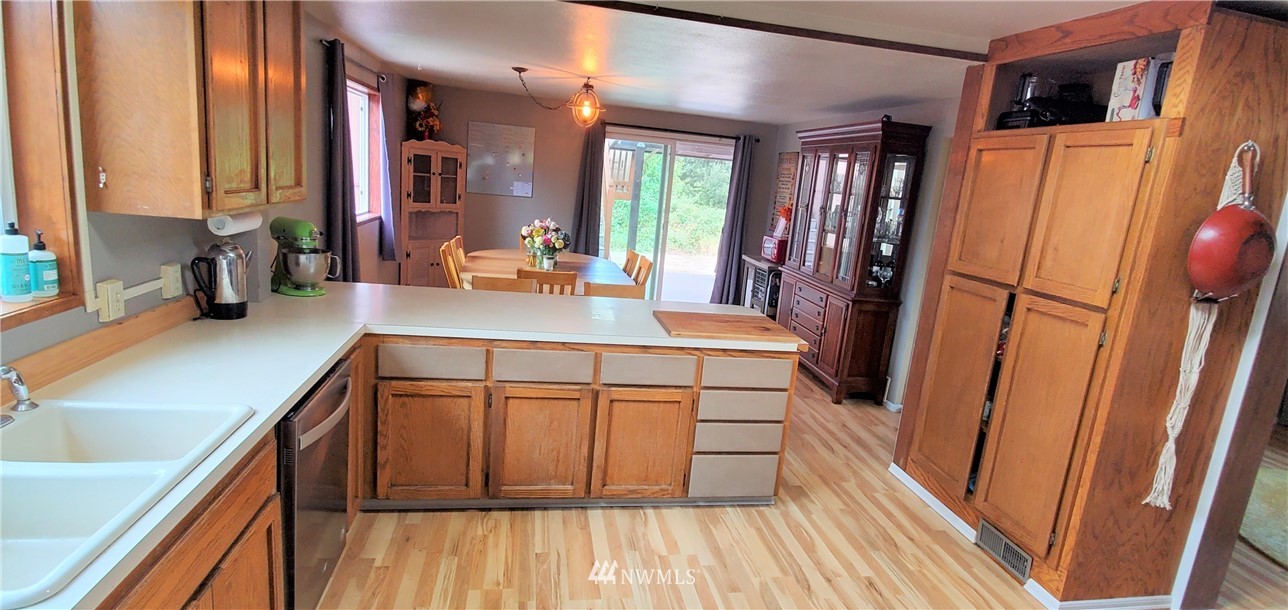 18845 Milltown Road Mount Vernon, WA 98273 - Photo 4 of 40 Gallery Image 4
