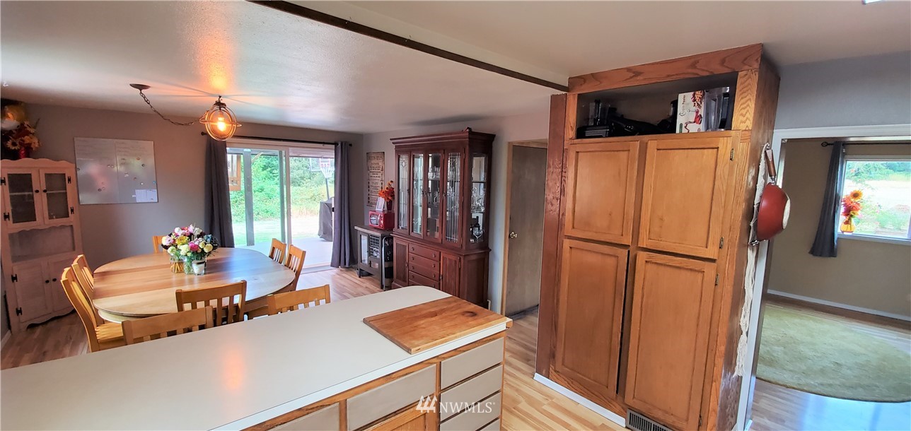 18845 Milltown Road Mount Vernon, WA 98273 - Photo 6 of 40 Gallery Image 6