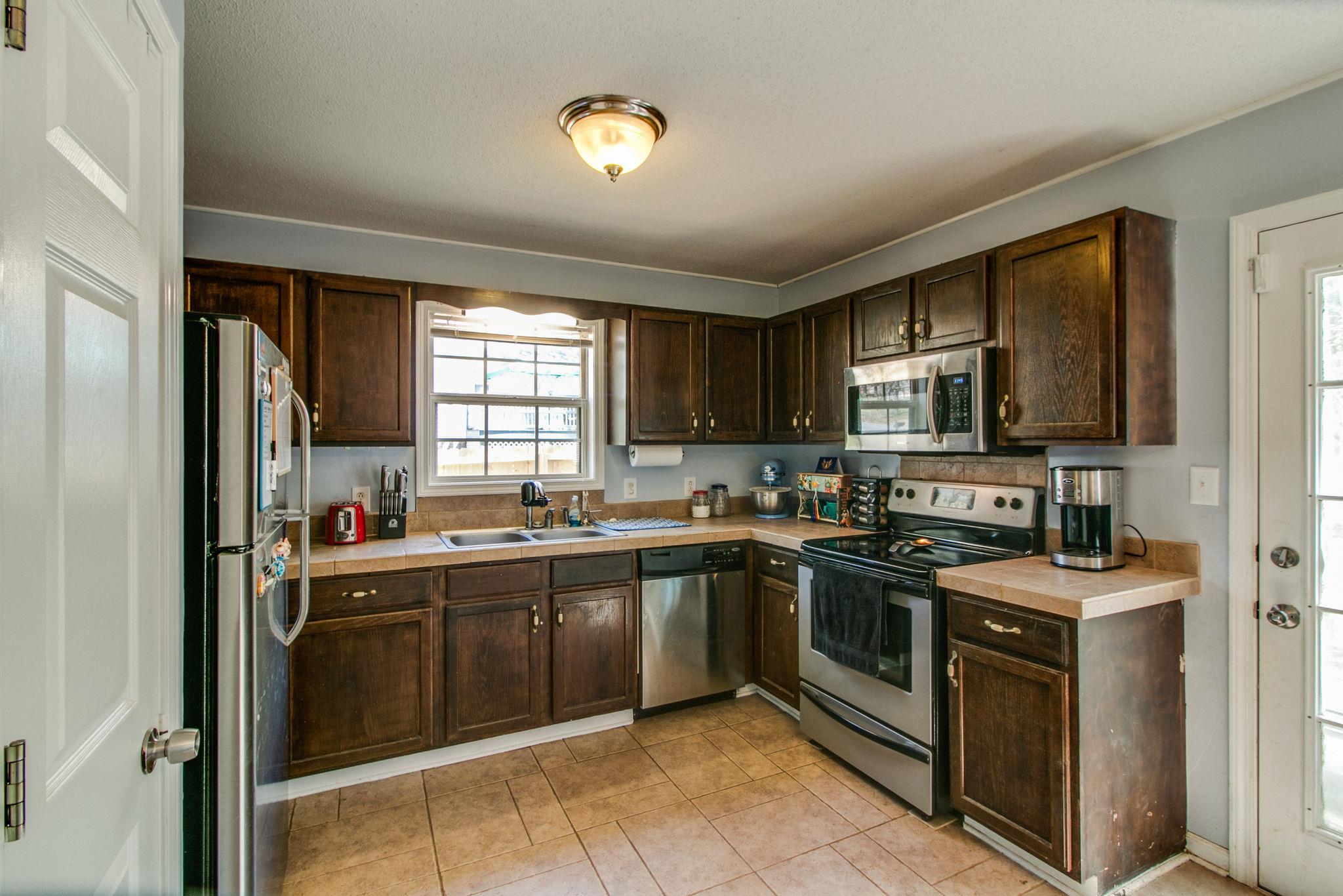 3494 Hunters Ridge Woodlawn, TN 37191 - Photo 10 of 27 Gallery Image 10
