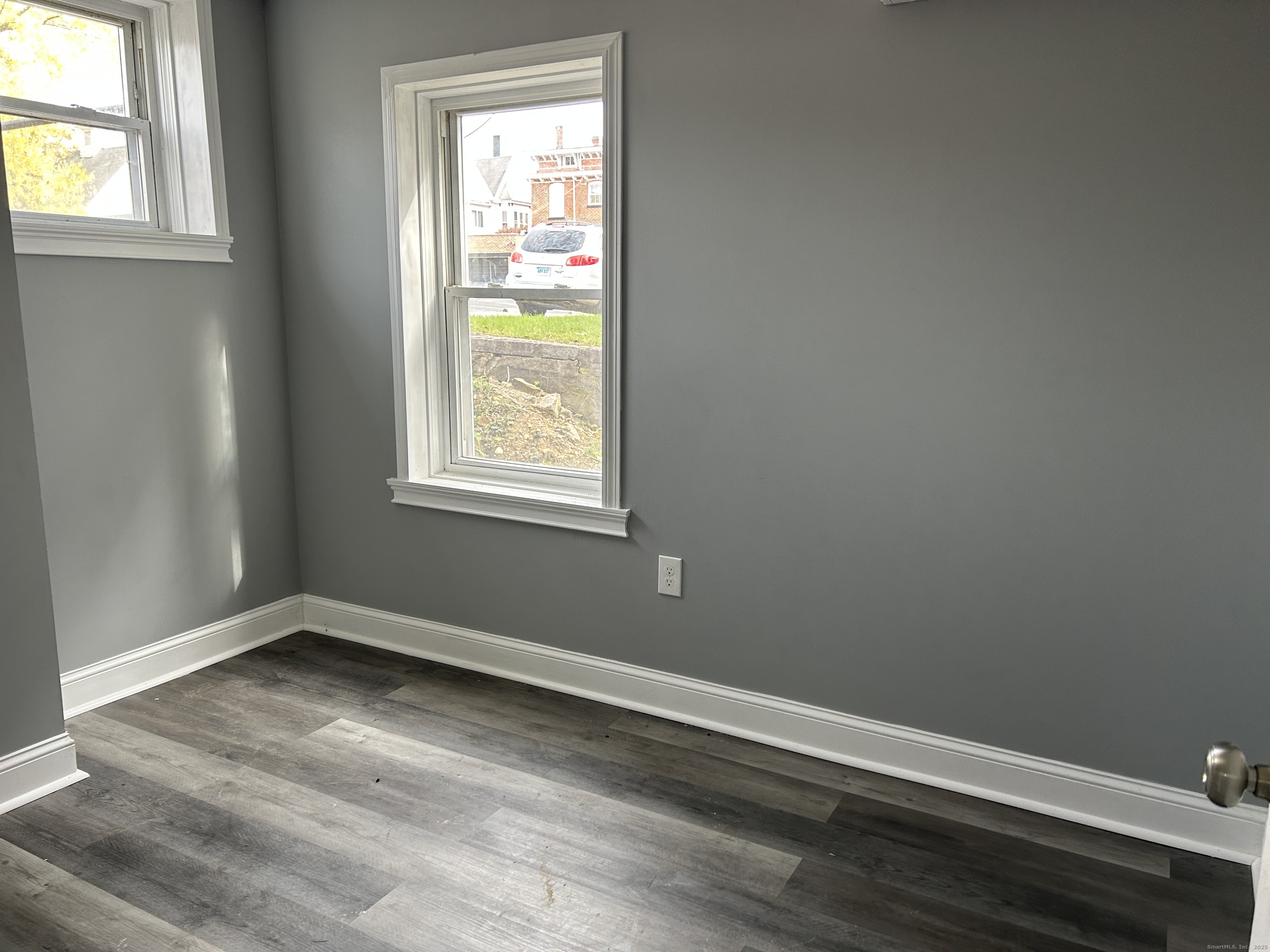 22 Hawthorne Street, Unit 1 Norwich, CT 06360 - Photo 19 of 22 an empty room with a window