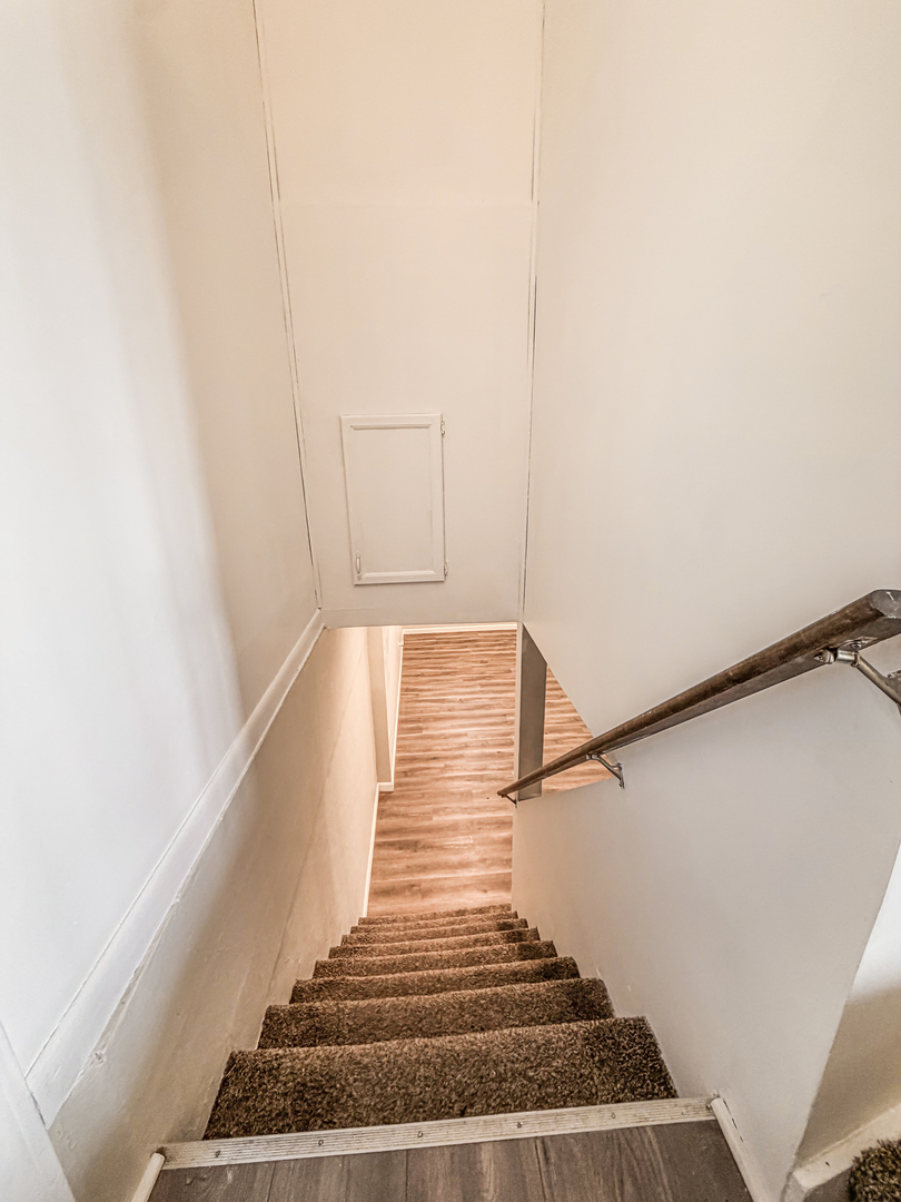 7241 Beloit Avenue Bridgeview, IL 60455 - Photo 16 of 26 a view of entryway