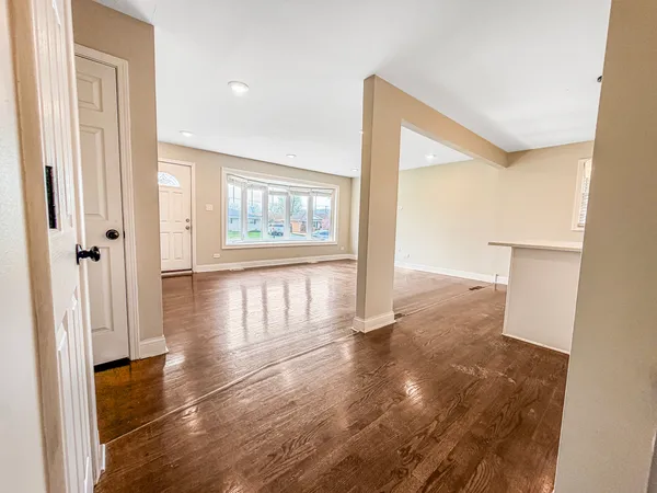 $350,999 | 7241 Beloit Avenue, Bridgeview, IL 60455
