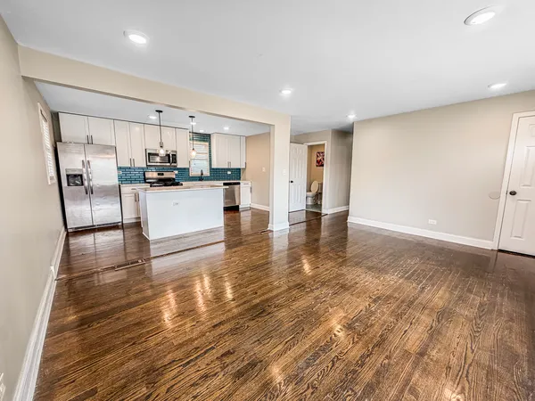 $350,999 | 7241 Beloit Avenue, Bridgeview, IL 60455