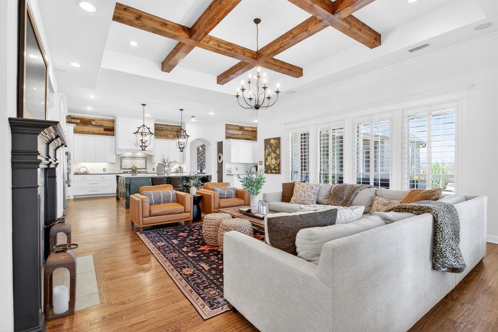 301 Rustic View Lane Aledo, TX 76008 - Photo 7 of 40