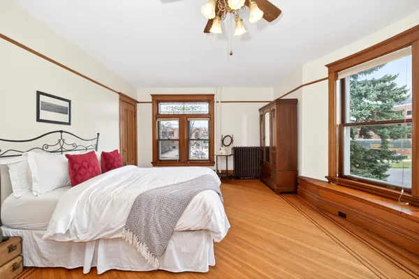 $815,900 | 1100 3rd Avenue South, Fargo, ND 58103