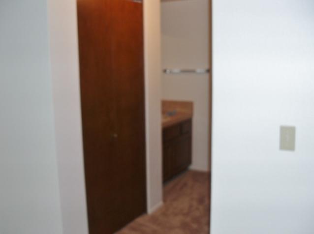 466 Ridgecrest Trail, Unit 134 Redding, CA 96003 - Photo 11 of 16 466 RIDGECREST#134 011