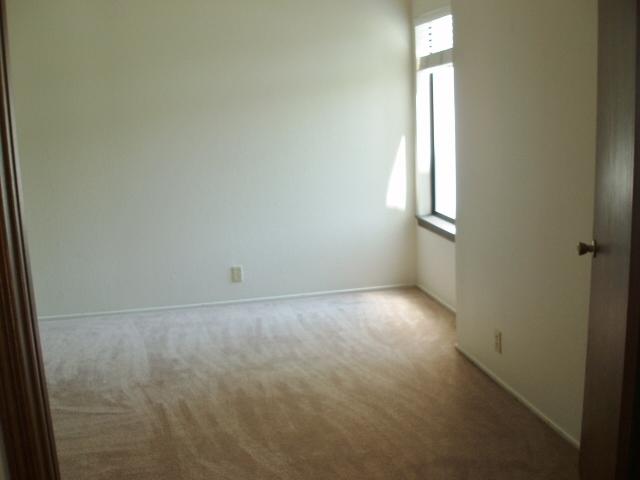 466 Ridgecrest Trail, Unit 134 Redding, CA 96003 - Photo 6 of 16 466 RIDGECREST#134 006