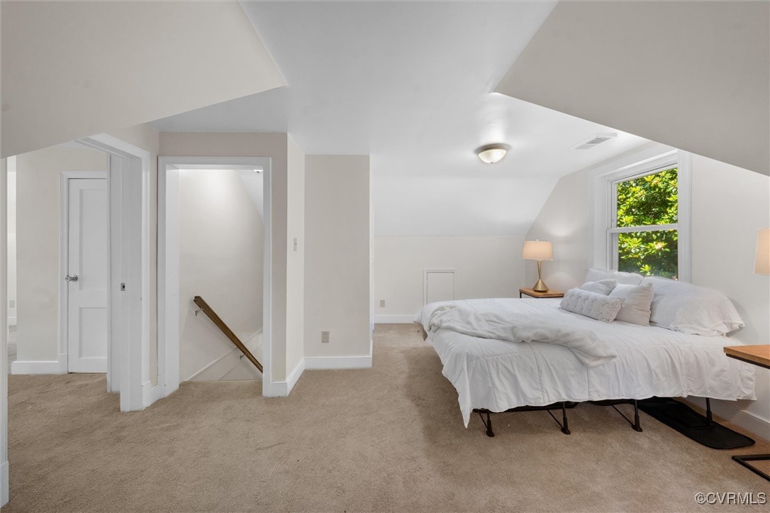 8318 Elkhardt Road North Chesterfield, VA 23235 - Photo 6 of 24 Gallery Image 6