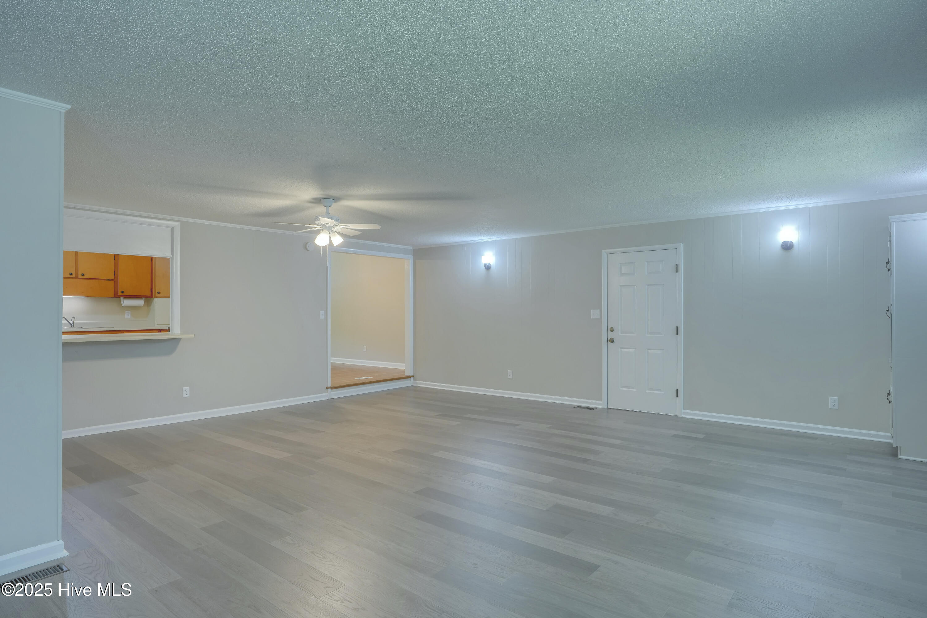 410 Cheyenne Road Jacksonville, NC 28540 - Photo 19 of 35 410 Cheyenne Rd - Interior - Edited_14
