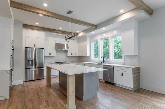 $1,499,900 | 4 B Vona Way, Newtown, CT 06470