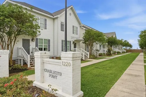 $189,000 | 1220 Pithon Street, Unit 9, Lake Charles, LA 70601