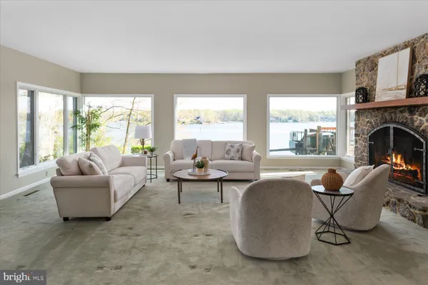 $1,749,999 | 112 Park Avenue, Edgewater, MD 21037