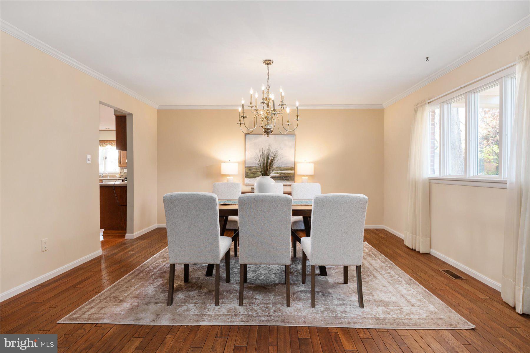 112 Park Avenue Edgewater, MD 21037 - Photo 19 of 58 Dining Room
