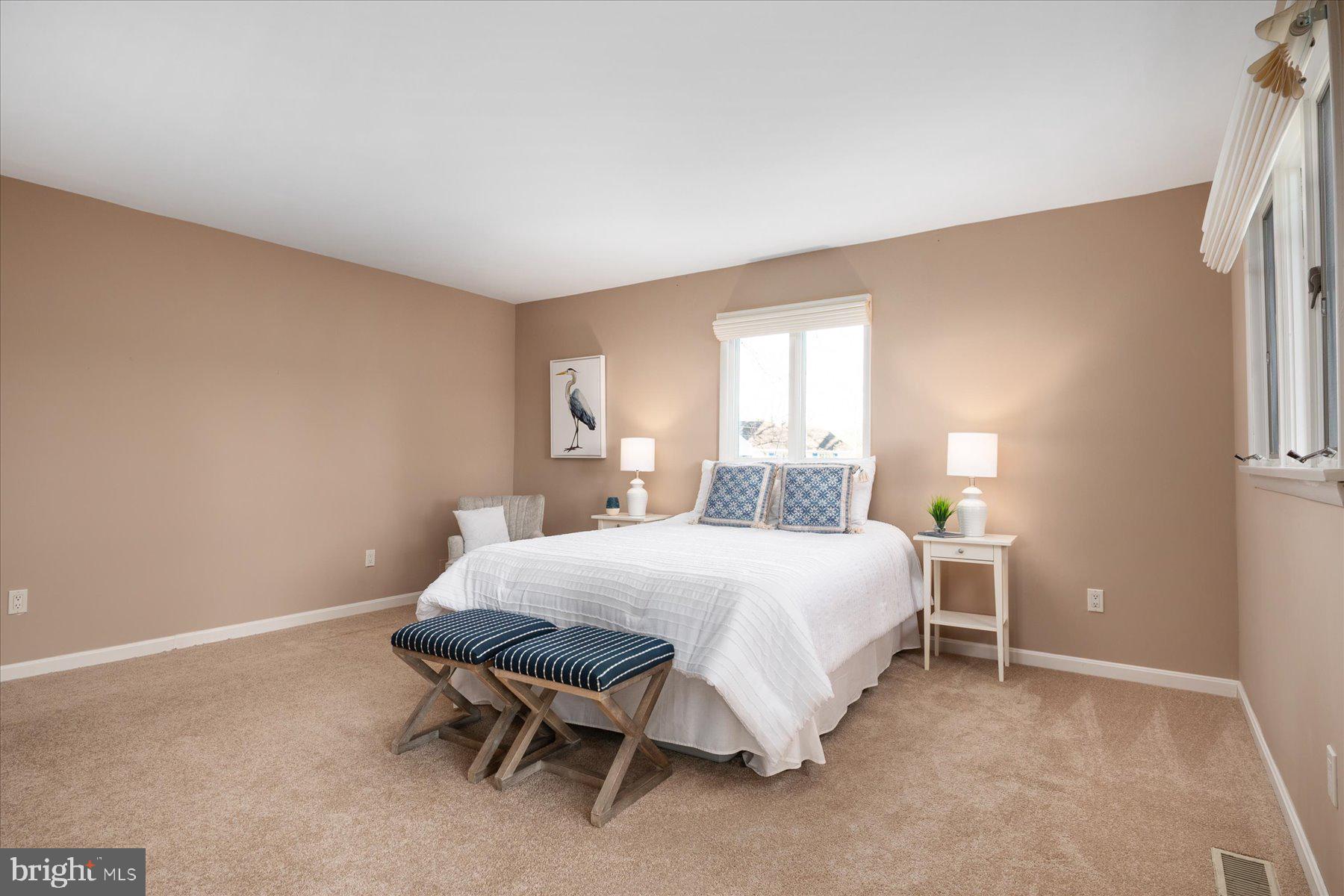 112 Park Avenue Edgewater, MD 21037 - Photo 23 of 58 Main level primary