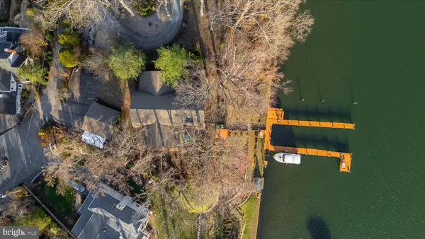 $1,749,999 | 112 Park Avenue, Edgewater, MD 21037