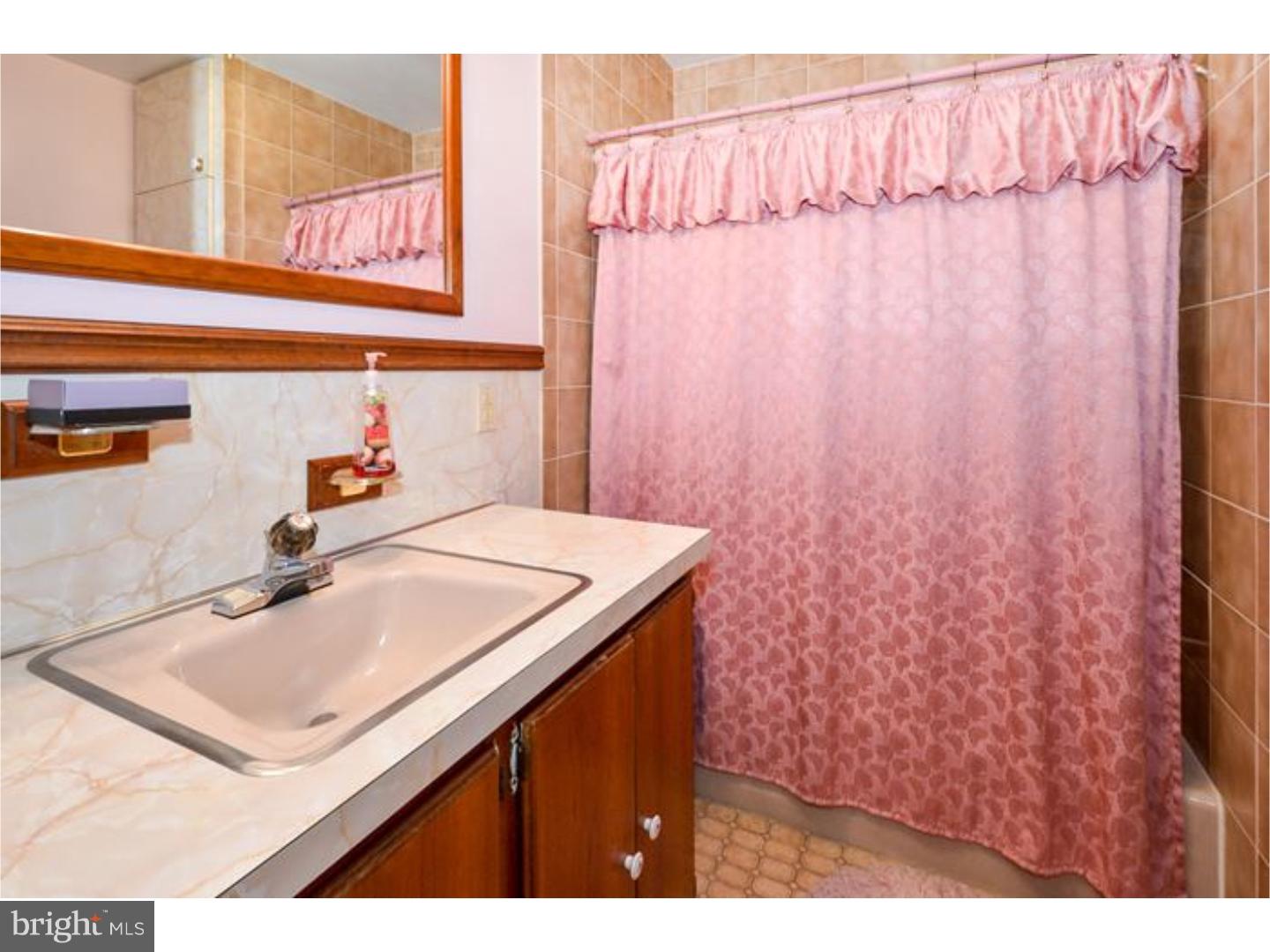 1319 Church Road Wyncote, PA 19095 - Photo 13 of 24