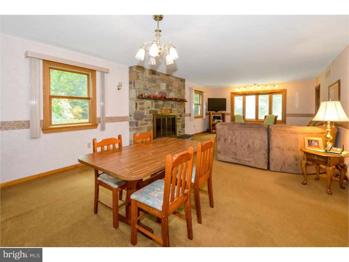 1319 Church Road Wyncote, PA 19095 - Photo 3 of 24