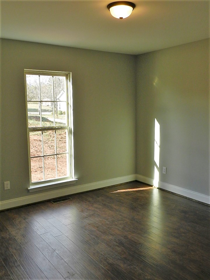 122 East Phillips Avenue Gaffney, SC 29341 - Photo 13 of 18