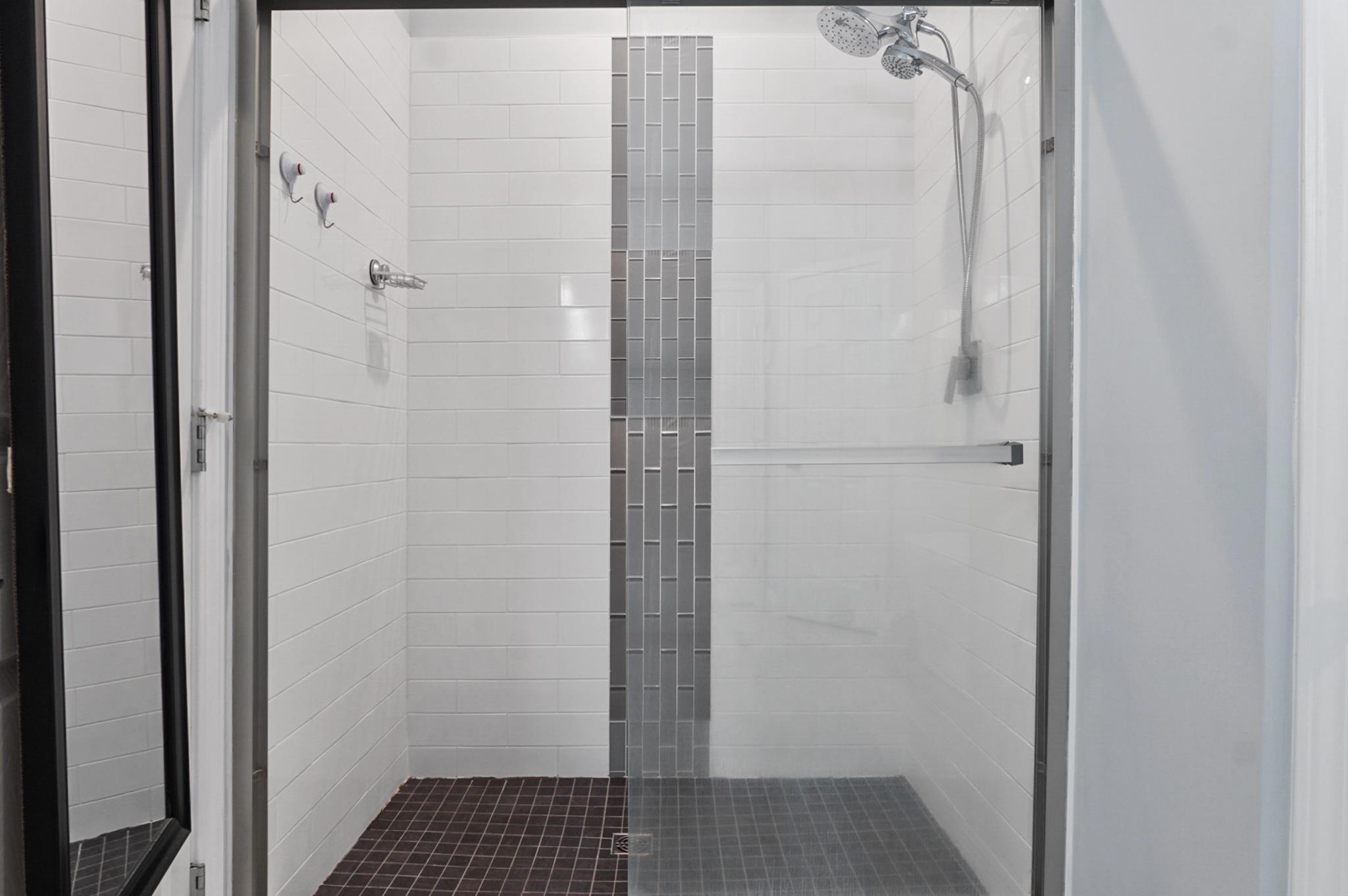1124 Pink Poppy Lane Foley, AL 36535 - Photo 33 of 44 2nd Bathroom
