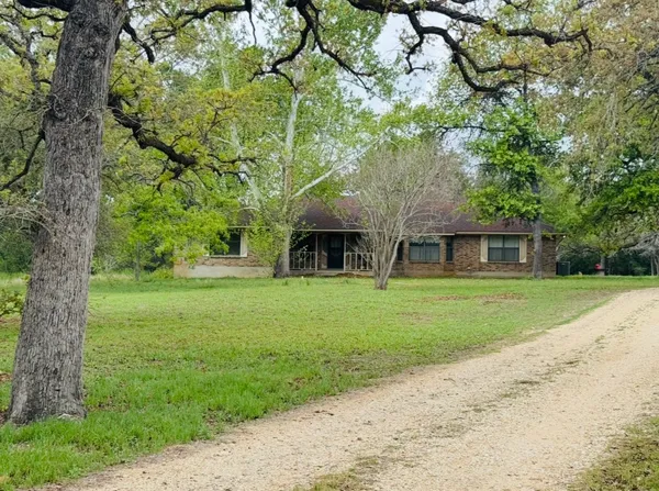 $549,000 | 2410 State Highway 95, Elgin, TX 78621