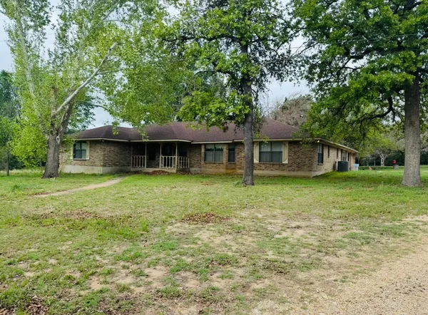 $549,000 | 2410 State Highway 95, Elgin, TX 78621