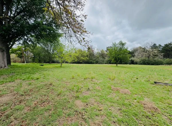 $549,000 | 2410 State Highway 95, Elgin, TX 78621